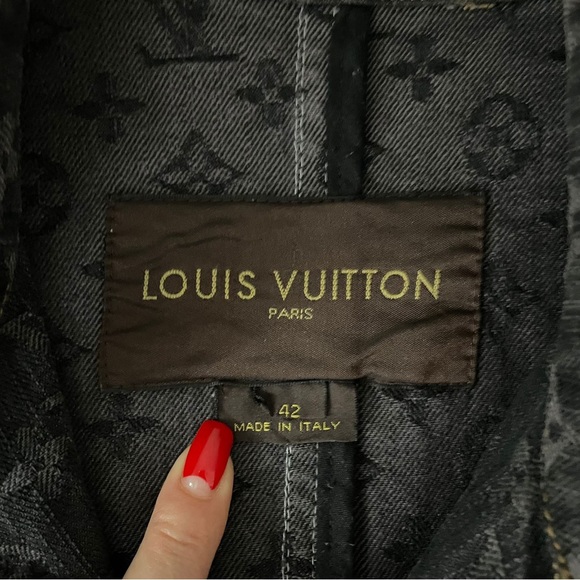 Louis Vuitton denim coat - Picture 6 of 16